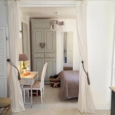 Maison De Thau Tatil Evi Mèze
